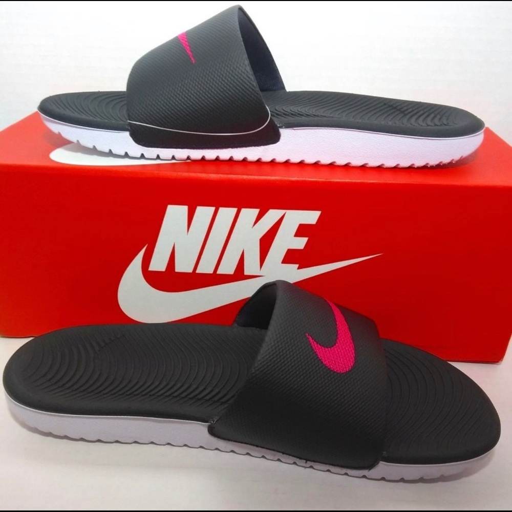 Nike Kawa Slide Size 8 Women’s